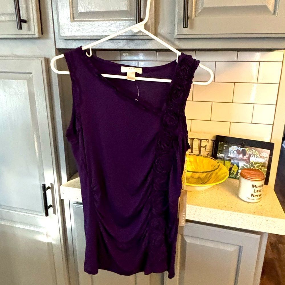 Women’s sleeveless tank by Kenar, NWT